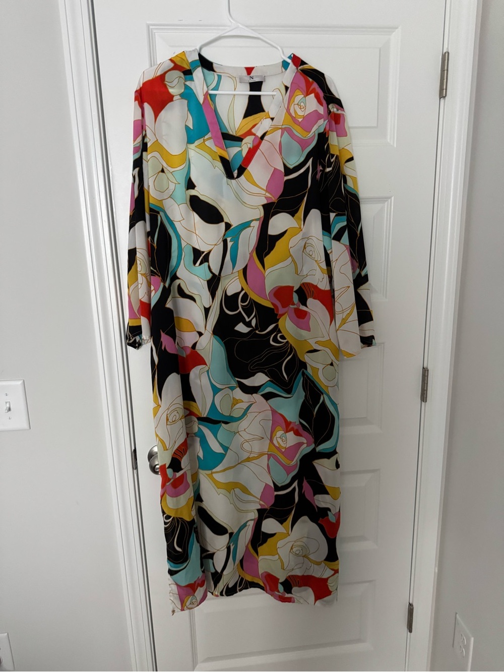 Natori Multicolor Abstract Satin kaftan - Picture 4 of 6